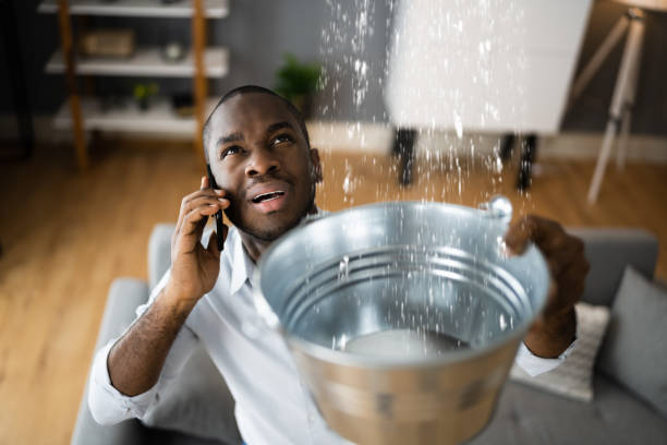 Best Sewage cleanup and water damage restoration  in Santa Venetia, CA