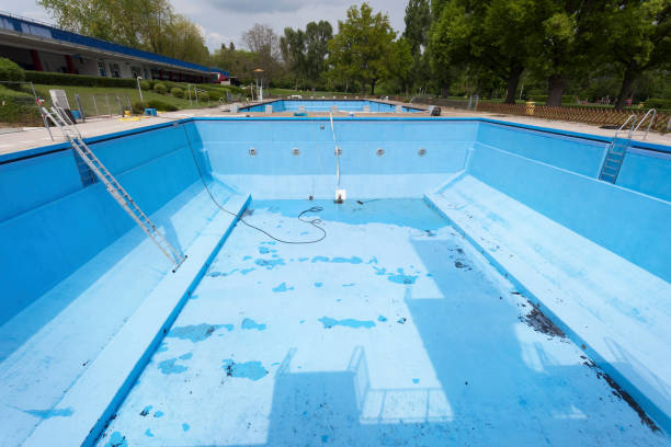 Best Flood damage cleanup  in Santa Venetia, CA