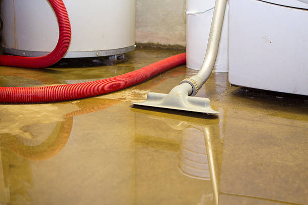 Best Emergency water damage restoration  in Santa Venetia, CA